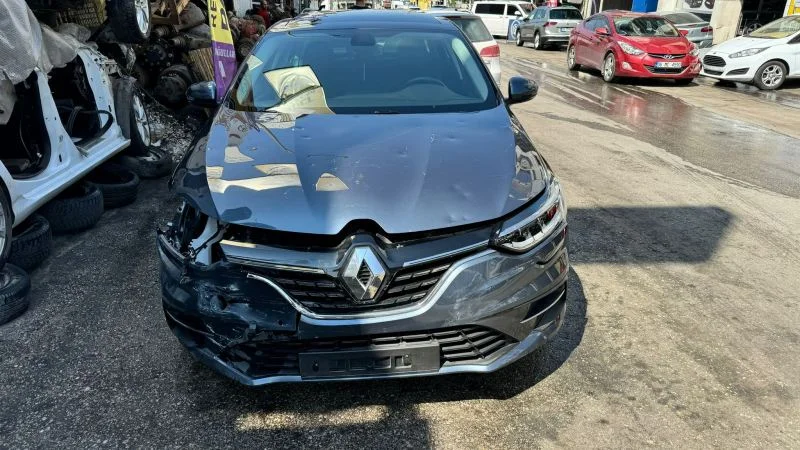 Renault Megane 4 Çıkma Egsoz Katalizör