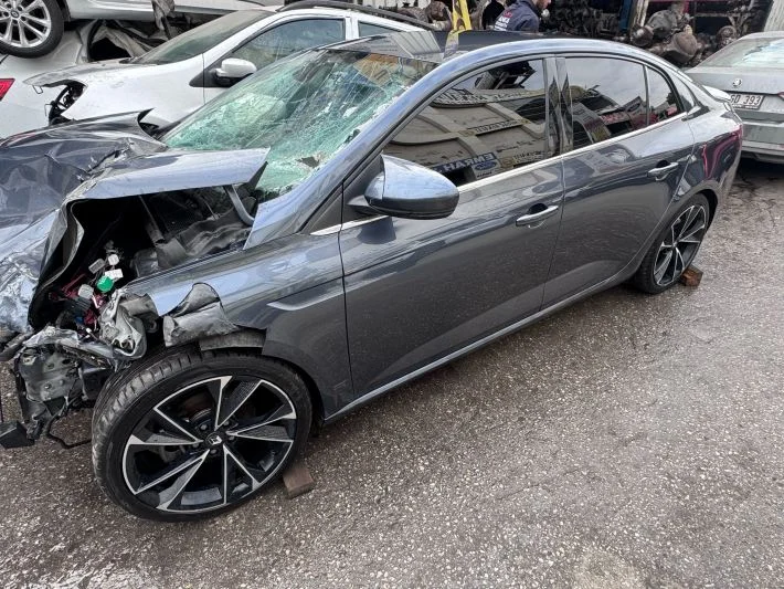 Renault Megane 4 Çıkma Sol Ön Kapı Kolu Mekanızması