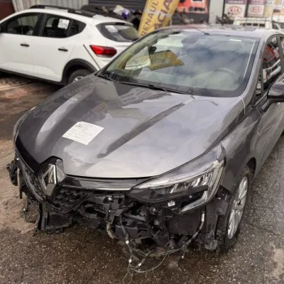 Renault Clio 5 Çıkma Motor Kaputu Füme Renk Hatasız
