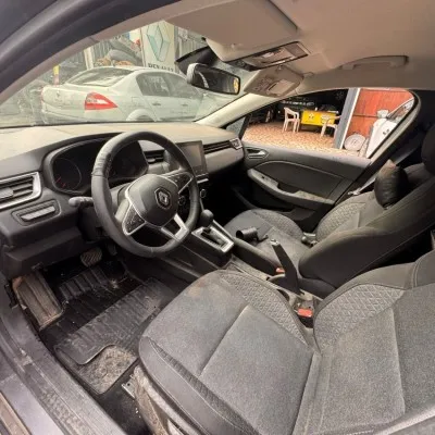 Renault Clio 5 Çıkma Orta Konsol