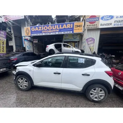 Dacia Sandero Stepway 3 Çıkma Beyaz Renk Tavan