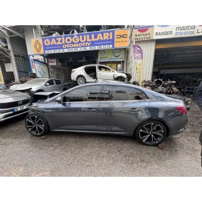 Renault Megane 4 Çıkma Kesme Tavan Duman Gri
