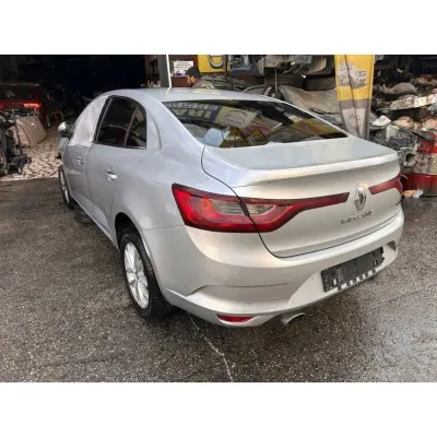 Renault Megane 4 Çıkma Komple Kasa Gümüş Gri