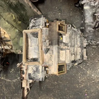 Renault Clio 4 Çıkma Kalorifer Kutusu Kazanı