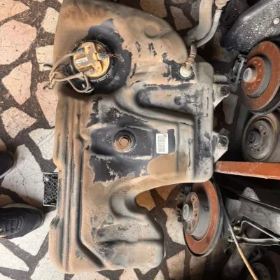 Renault Clio 4 Çıkma 1.5 Dci Mazot Deposu