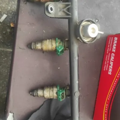 Renault Clio Çıkma 1.4 Enjektör Takımı Kütüğü