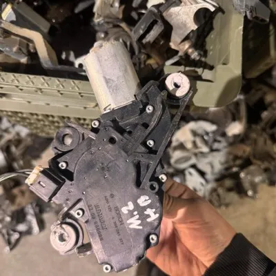 Renault Megane 2 Hb Arka Silecek Motoru 