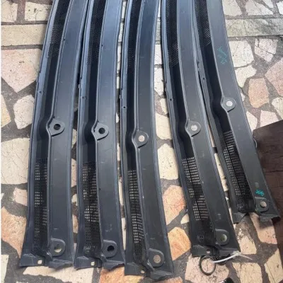  Dacia Jogger Sandero Stepway Çıkma Ön Cam Izgarası