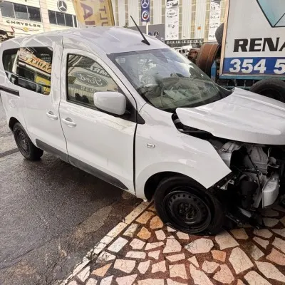 Renault Express Blue Dci Çıkma Sağ Ön Kapı