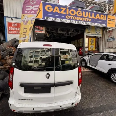 Renault Express Çıkma 1.5 Blue Dci Mazot Deposu