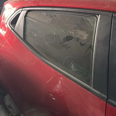 Renault Clio 5 Çıkma Sağ Arka Dış Sıyırıcı Fitil