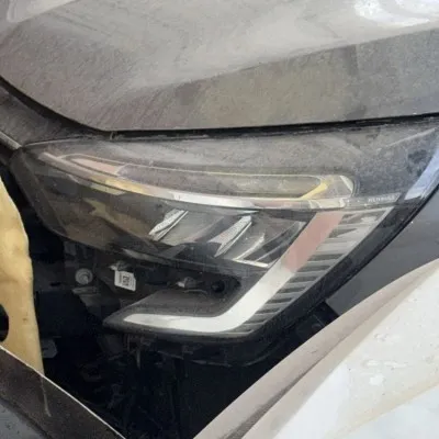 Renault Clio 5 Çıkma ön Far