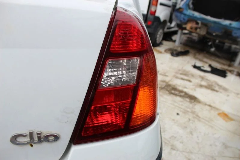 Renault Clio Sağ Stop Çıkma Orjinal