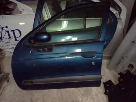 Renault Megane 1 Sol Ön Kapı Çıkma