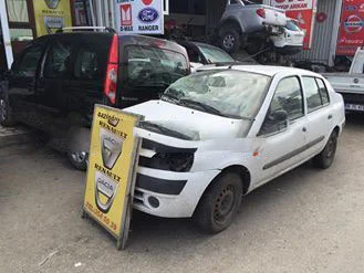Renault Clio Çıkma Sağ Ön Kapı