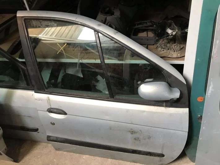 Renault Scenic 1 Çıkma Sağ Ön Kapı