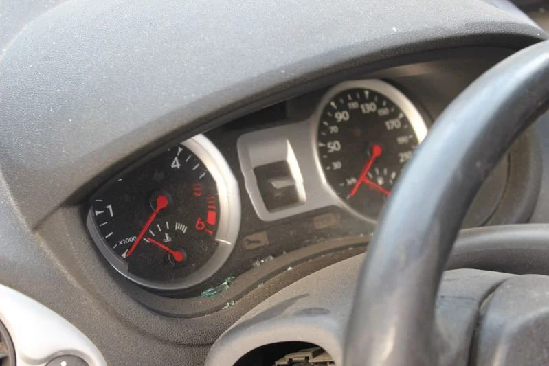 Renault Clio 3 Kilometre Saati Çıkma Orjinal