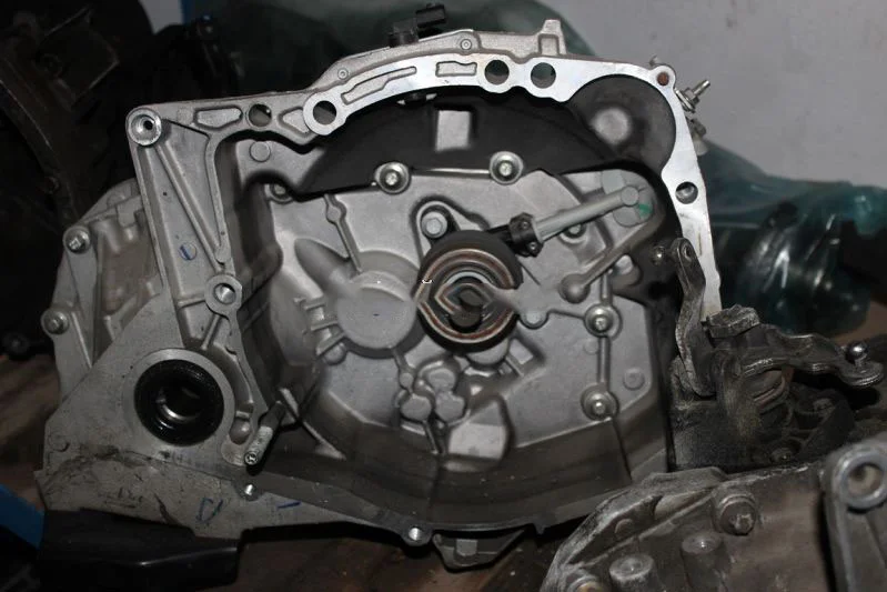 Renault Clio 4 1.2 Benzinli Şanzıman Çıkma