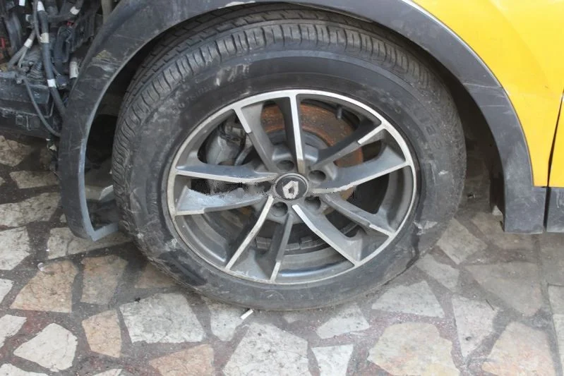 Renault Kadjar Çelik Jant Lastik Orjinal Çıkma