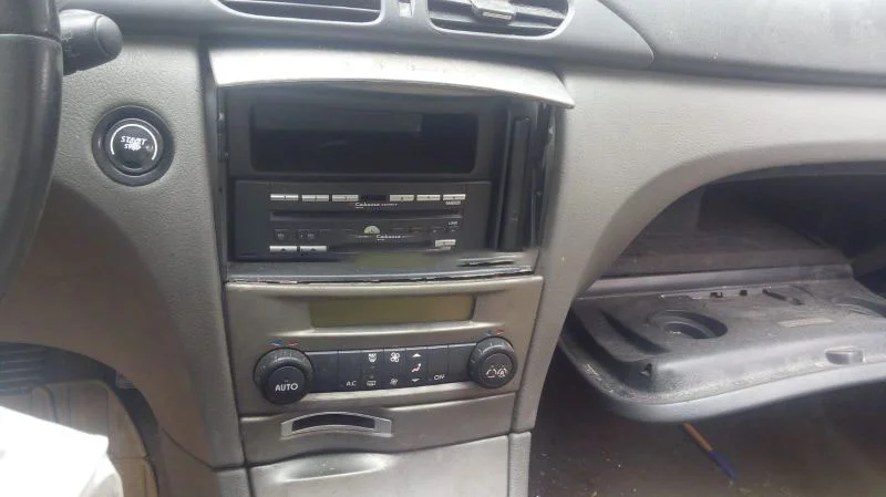 Renault Laguna 2 Radyo Teyp Cd Çalar