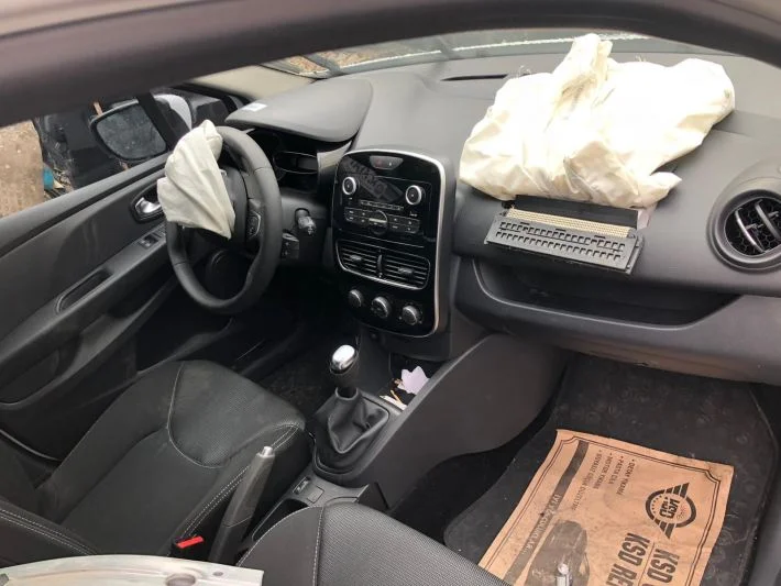Renault Clio 4 Çıkma 4'lü Flaşör Kapı Açma Düğmesi